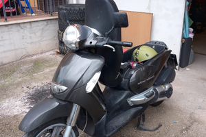 Scarabeo 400cc
