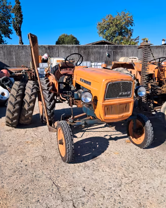 Trattore fiat 215 perc uso ricambi