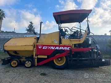finitrice Dynapac 121 4w