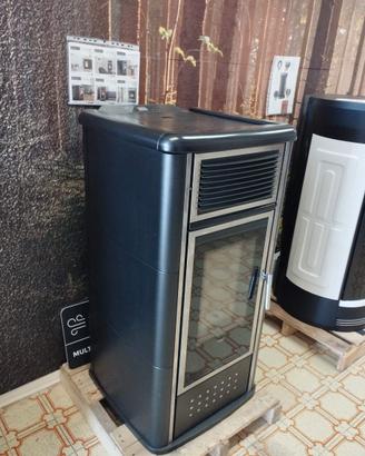 TERMOSTUFA A PELLET BV28 NERA