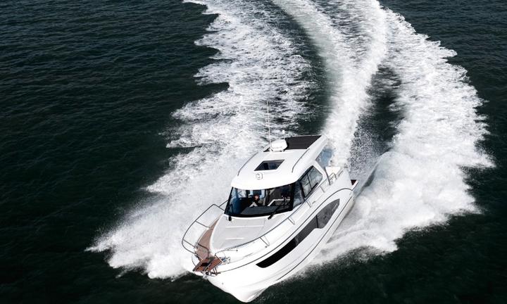 Beneteau antares 9 v2 new