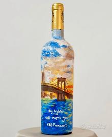 Bottiglia di vino dipinta a mano