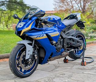 Yamaha R1 my21 + accessori