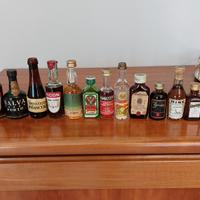 collezione assortita di 17 mignon