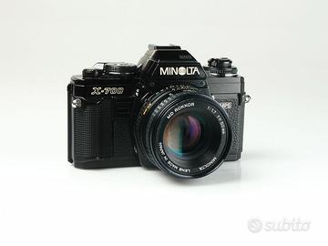 Fotocamera reflex Minolta X700 solo corpo