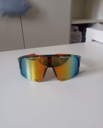 Occhiali da sole