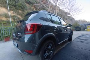 Dacia Sandero Stepway 1.5 diesel 90 cv st&stop