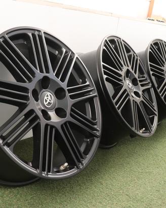 Cerchi in lega Toyota Rav4 Vellfire Avalon 18