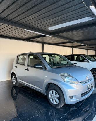 Daihatsu Sirion 1.0 Hiro Green Powered