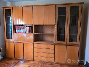 Armadio salotto + Tavolo