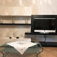 MOBILE A PARETE PORTA TV