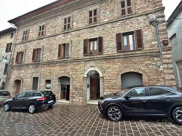 MONOLOCALE A SIGILLO