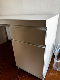 Scrivania come nuova