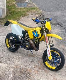 Suzuki RM 125 motard
