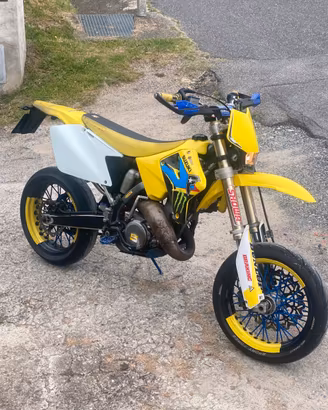 Suzuki RM 125 motard