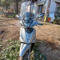 scooter Kymco People GTI 300 2013