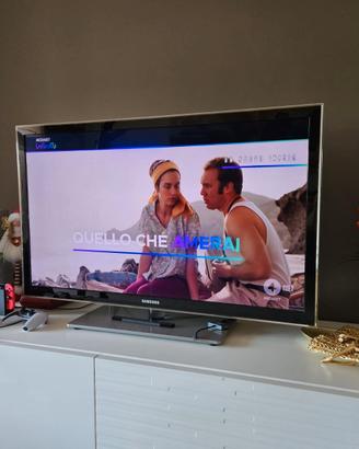 TV Samsung 46" Full HD Nero