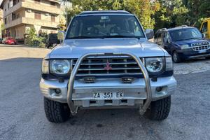 Mitsubishi Pajero 2.5 TDI Metal-top S.S. GLS Targe