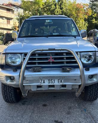 Mitsubishi Pajero 2.5 TDI Metal-top S.S. GLS Targe