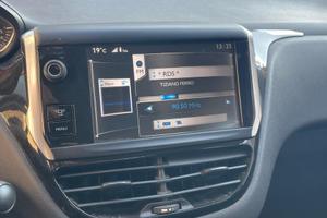 Peugeot 208 GPL allure Anno 2014 full optional