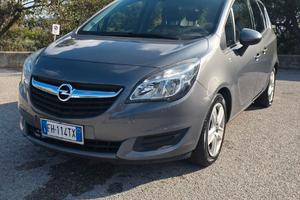Opel Meriva benzina GPL