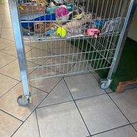 Cesta porta oggetti con ruote