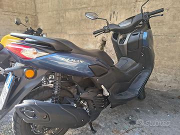 Yamaha N max 125 solo 9700 km!