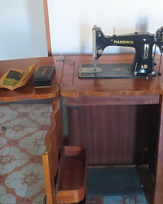Macchina da cucire antiquariato