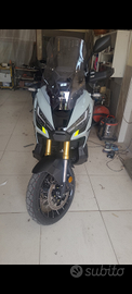 Xadv 750