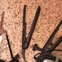 Set piastre per capelli + ferro arricciacapelli –