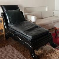 Chaise loungue in ebano