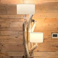 lampada da terra in legni marini spiaggiati