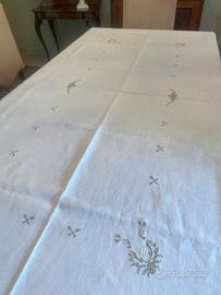 TOVAGLIA RETTANGOLARE RICAMO A MANO