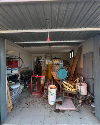 CASTELFRANCO EMILIA - RASTELLINO - GARAGE CON CANT