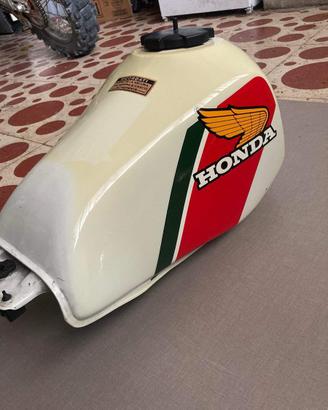 Honda XL 200