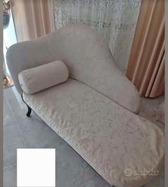 Dormeuse classica beige,con cuscino a rullo 
