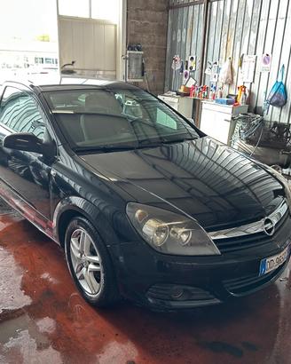Opel Astra GTC 1.3 CDTI 3 porte Enjoy