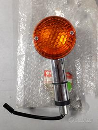 Freccia posteriore ORIGINALE SUZUKI INTRUDER 1500