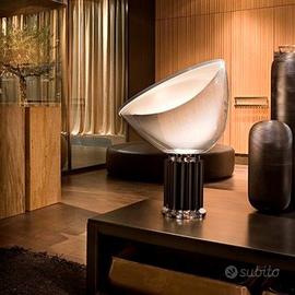 LAMPADA FLOS. TACCIA
