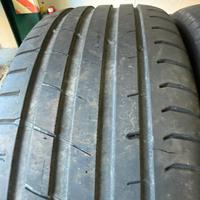 2 Pneumatici estivi nokian 255 45 19