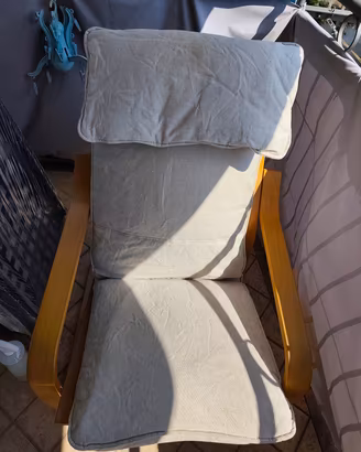 Poltrona Poäng Ikea 