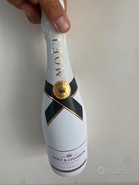 Moet & Chandon Ice. Champagne