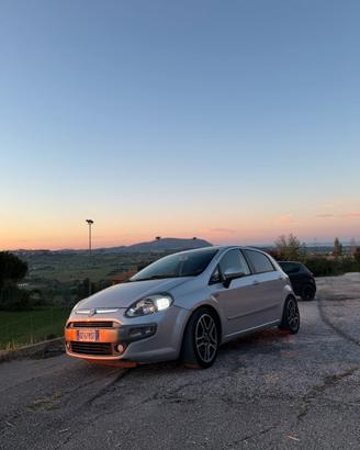Fiat punto evo 2009 NEOPATENTATI