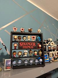 Serie completa Stranger Things kinder joy