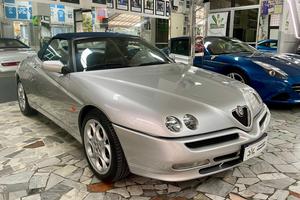Alfa romeo spider 916 edizione limitata