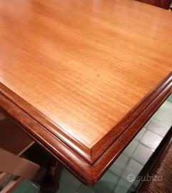 Tavolo da cucina o salotto in legno massello Noce