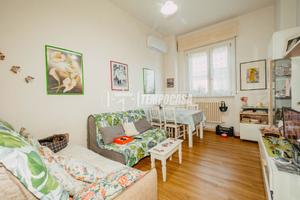 2 LOCALI RISTRUTTURATO CON TERRAZZO