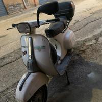Vespa 50 special