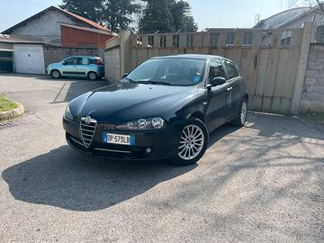 Alfa Romeo 147 1.6 twin spark 105cv