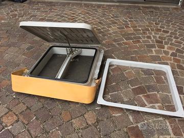 Oblò Dometic 40 x 40